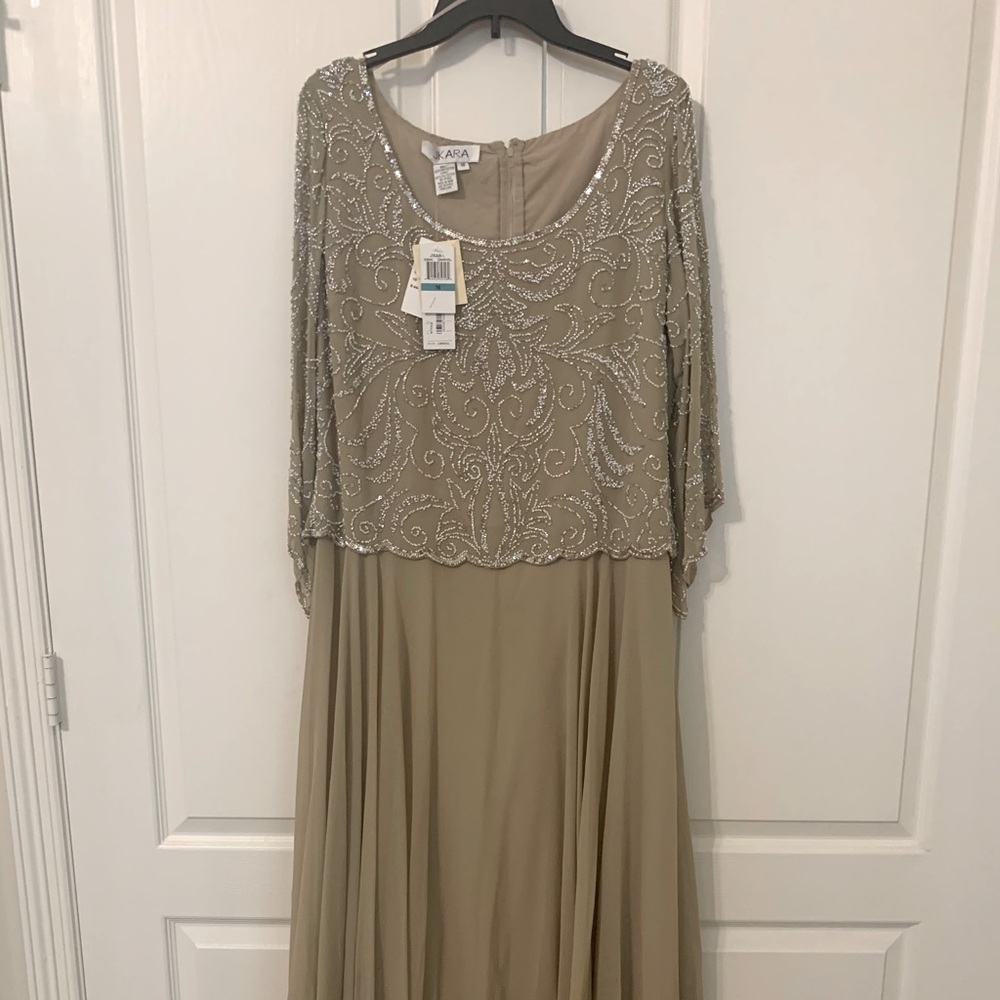 NWT JKara beaded evening gown size 16